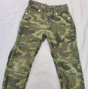 Levi Joggers Camo Boys Size 5